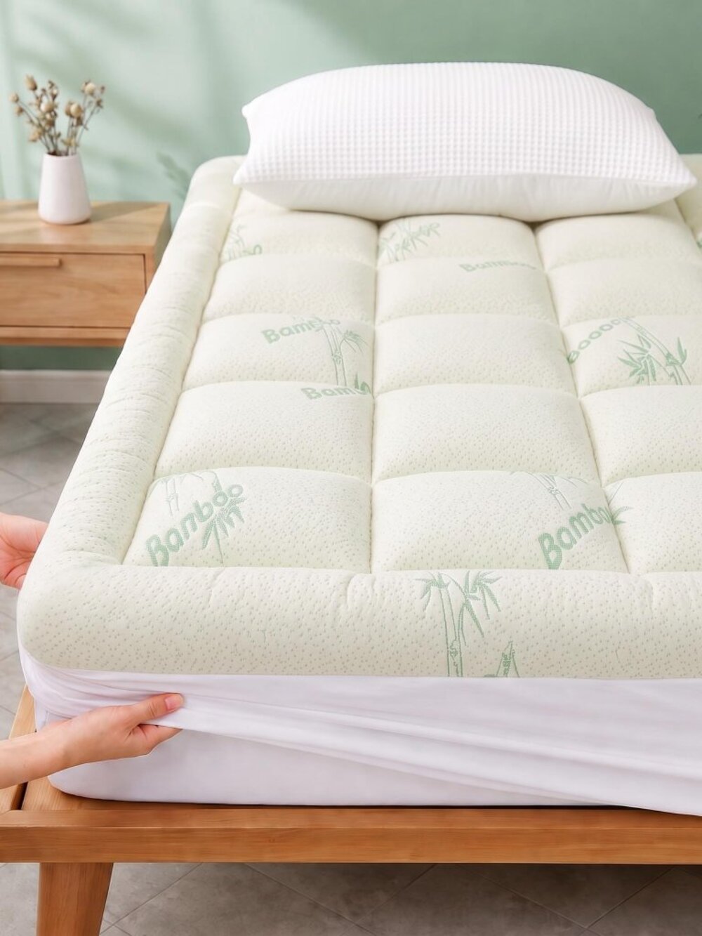 NEW Twin Mattress Topper Ultra Soft & Breathable Fluffy sleeping pad Deep Fit 8